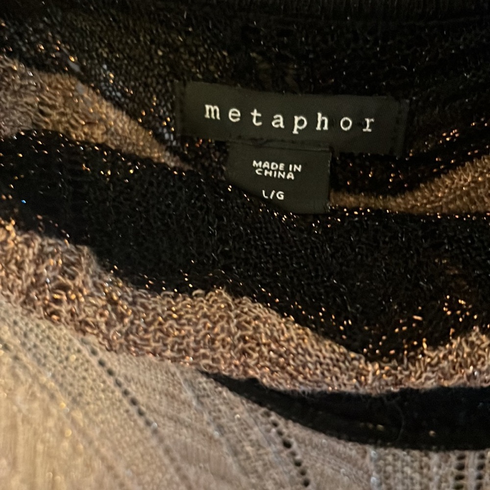 Minidress Tunic With Metallic Threads - image 2